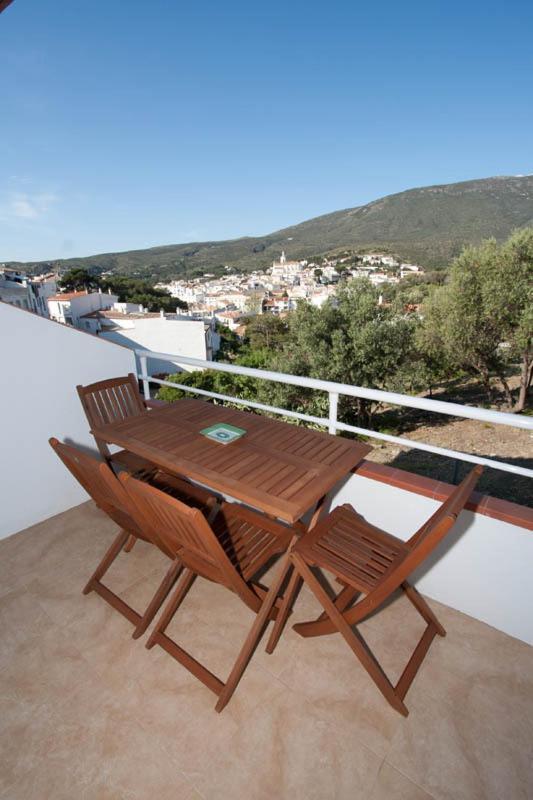 Aparthotel L'Heretat Cadaques Exterior photo